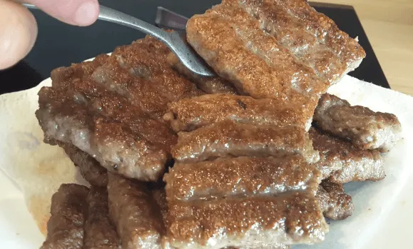 Originalni recept za banjalučke ćevape koji će vas osvojiti na prvi zalogaj 