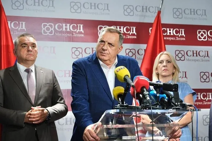 Dodik "ismijao" bh. intelektualce i zdušno branio spornu rezoluciju iz Sabora Hrvatske
