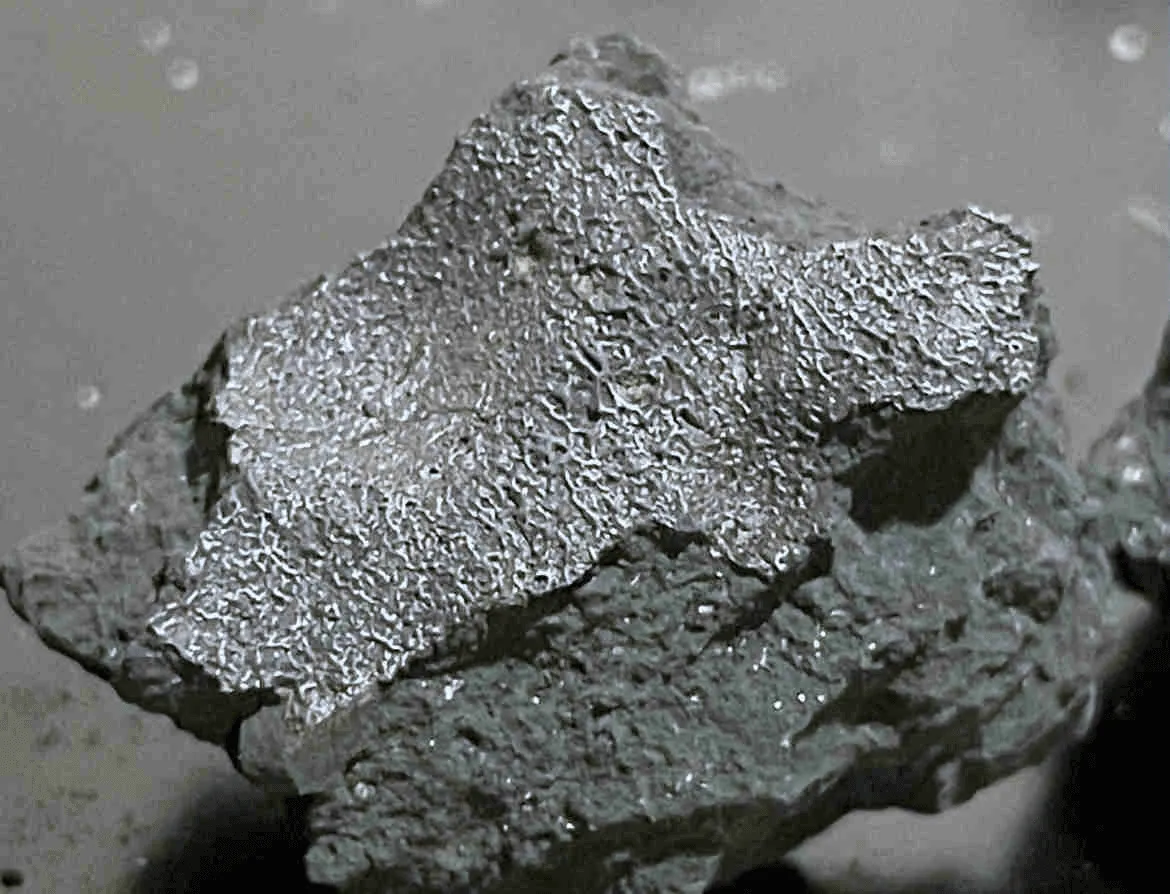 Meteorit probio krov kuće u SAD-u, naučnici u njemu otkrili tragove ključne za život