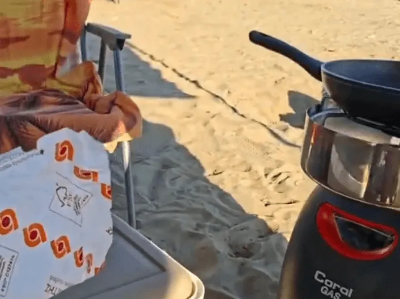 Turisti na plaži priredili neviđenu scenu, mnogi kažu da ovako nešto još nisu vidjeli