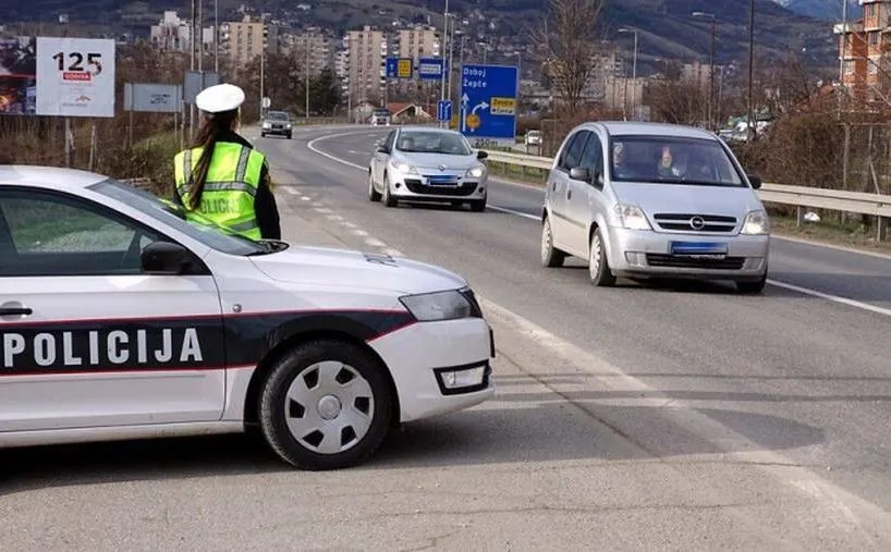 Tragedija kod Breze: U slijetanju Škode poginuo vozač iz Vareša