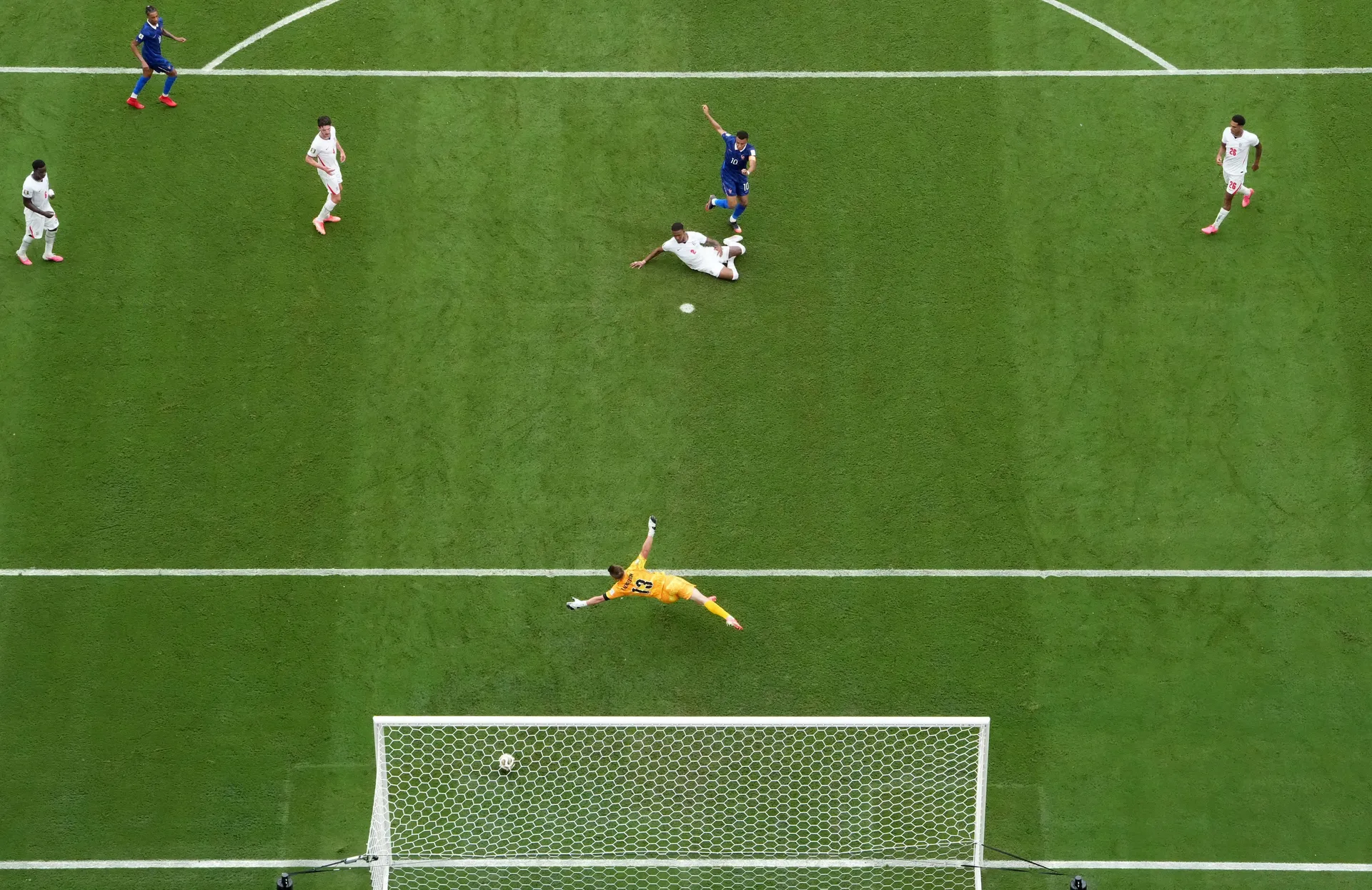 (VIDEO) Mbappé drugim golom vratio Francusku, Engleska pred velikim slomom