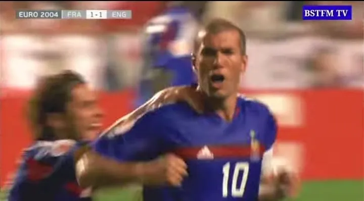(VIDEO) Prisjetite se sjajnog meča Francuske i Engleske iz vremena kad je dominirao Zidane