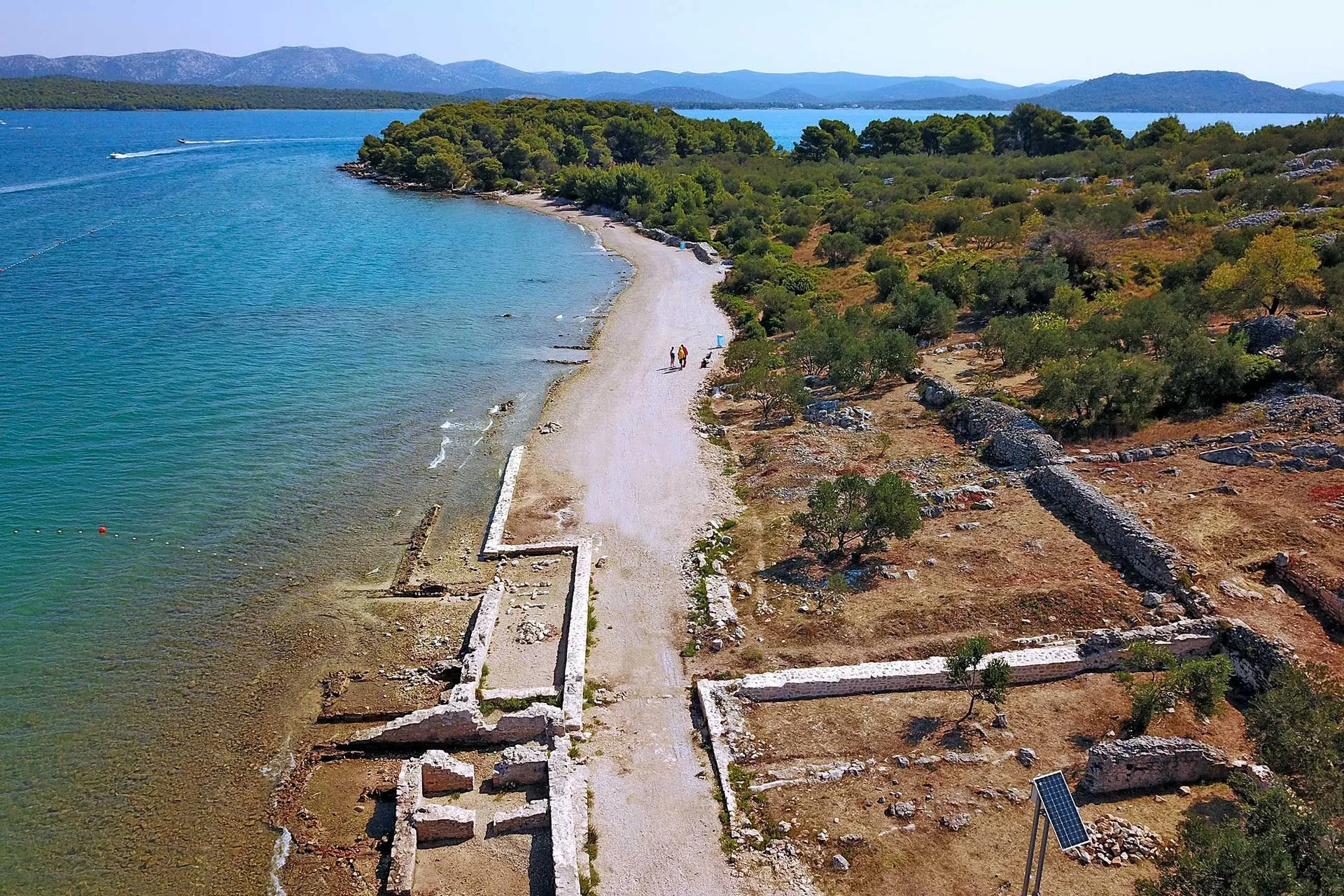 Skriveni dragulj Jadrana: Plivate iznad ostataka izgubljenog grada