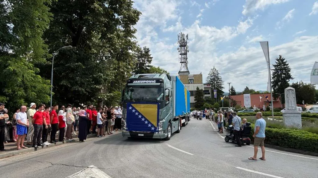 Bolni ispraćaj u Sanskom Mostu za pet prijedorskih žrtava, konačno će pronaći smiraj