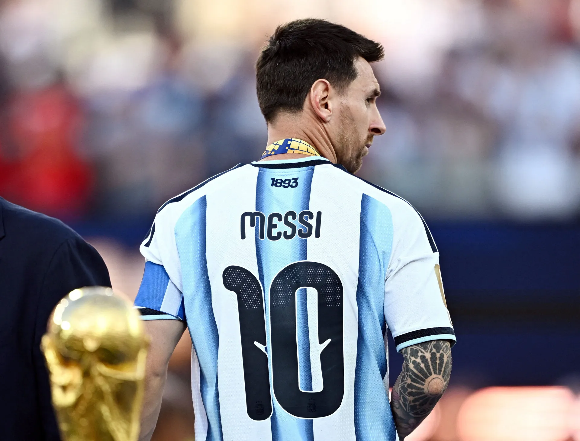 Znači li ova emotivna poruka Argentinaca oproštaj Lea Messija?