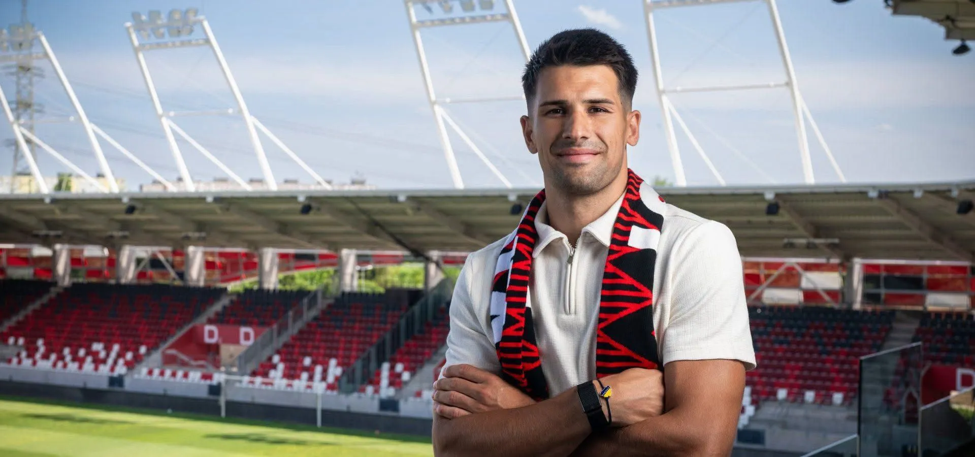 Osman Hadžikić potpisao za Honved i dobio ugovor na dvije godine