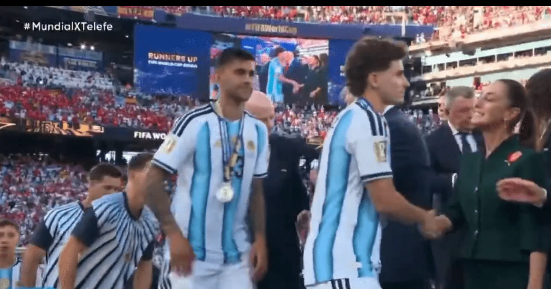 (VIDEO) Reprezentativac Argentine potpuno izignorisao Donalda Trumpa, samo je prošao pored