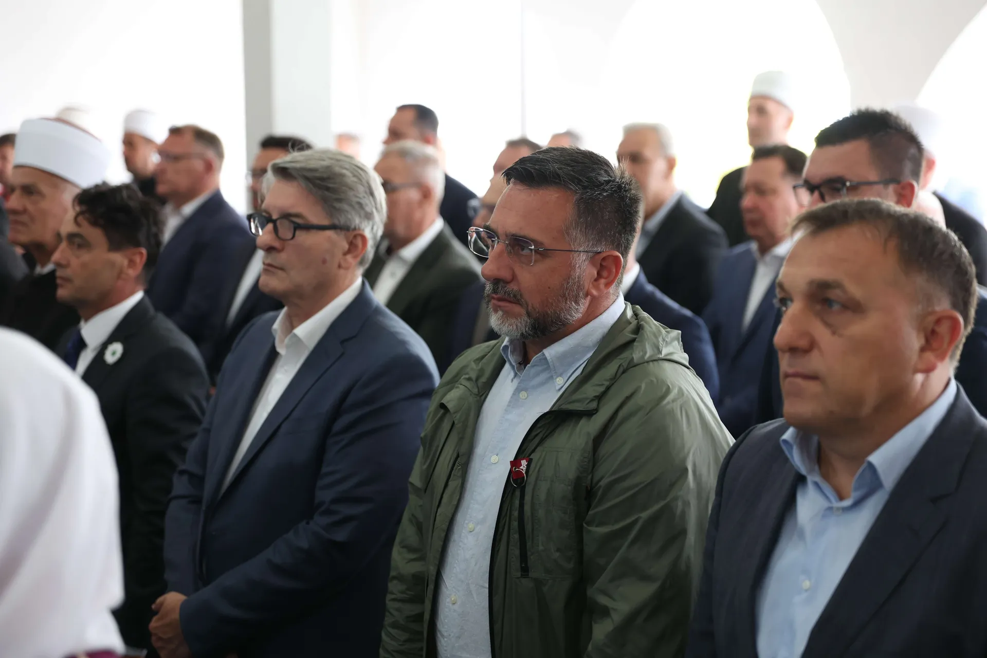 Tri decenije čekanja na dostojanstven ukop: U Kamičanima ispraćeno pet prijedorskih žrtava - slika 2