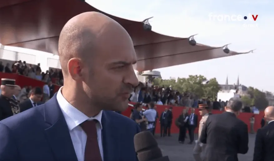Iran priveo francuske agente, jednog i zlostavljao, Francuzi bijesni