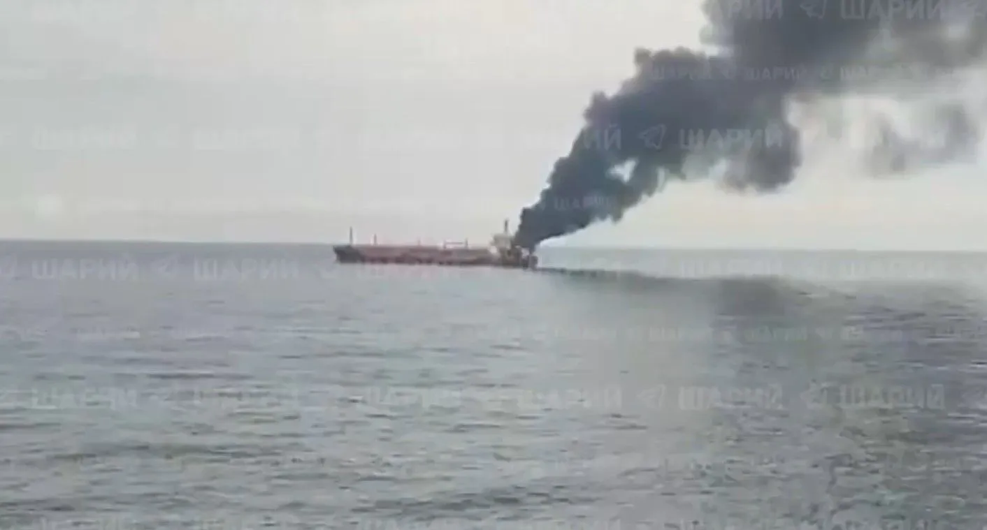 (VIDEO) Neidentifikovani dron pogodio tanker koji je plovio uz obalu Rumunije