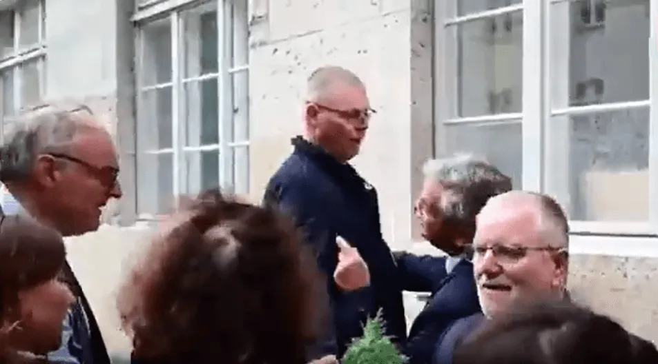 Incident na komemoraciji atentata na Hitlera, zbog vijenca AfD-a umalo došlo do tuče