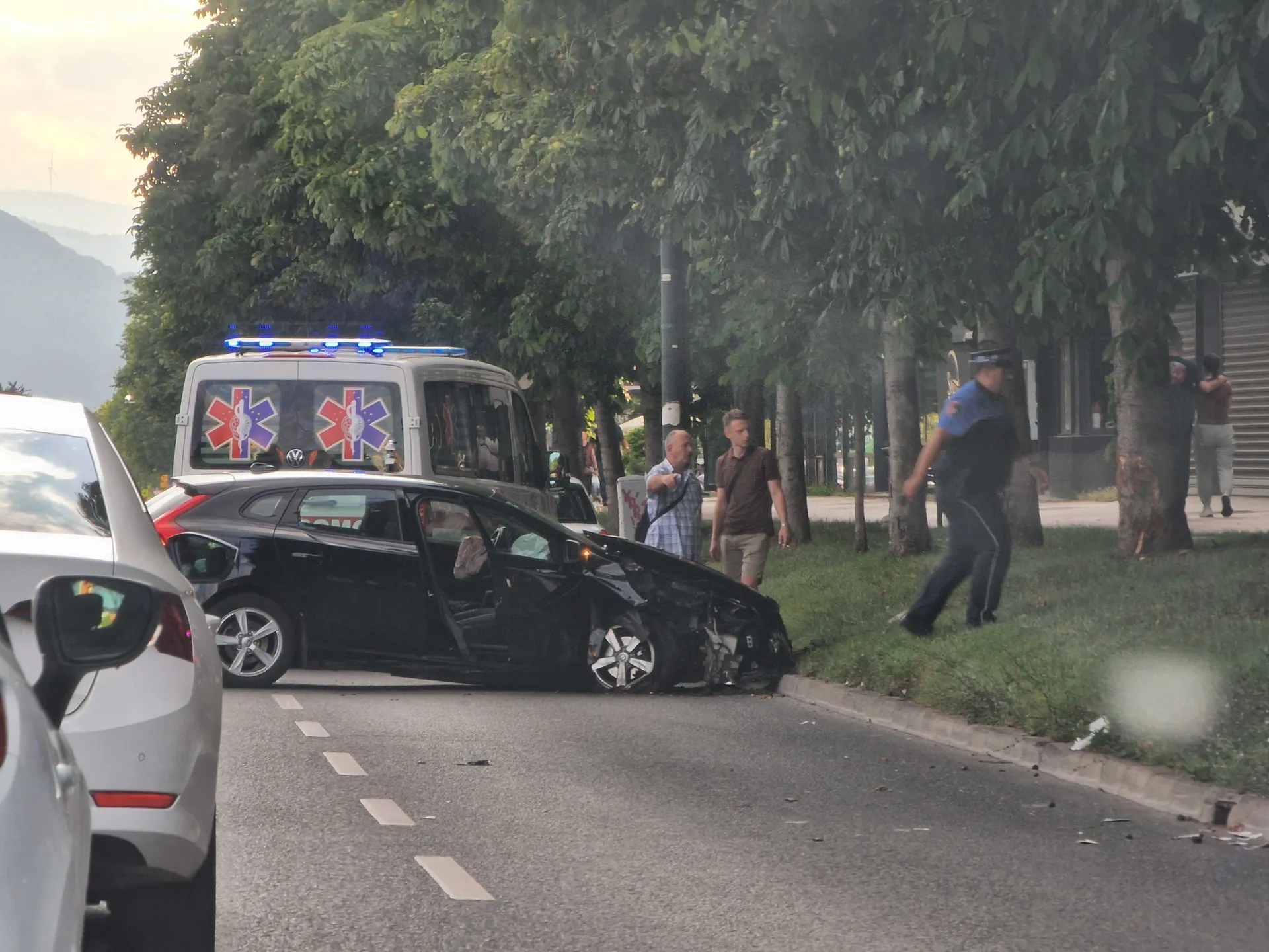 Nesreća u Sarajevu, dvije osobe povrijeđene i prevezene na KUM