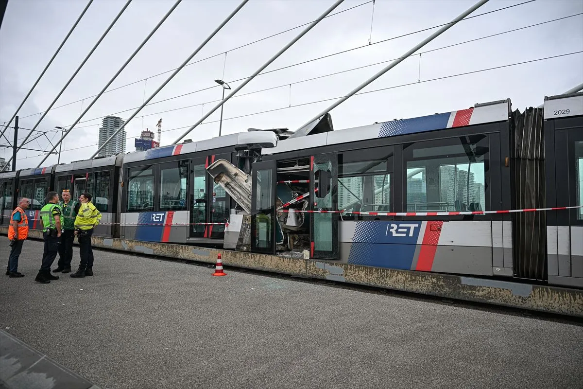 Sudar tramvaja u Rotterdamu