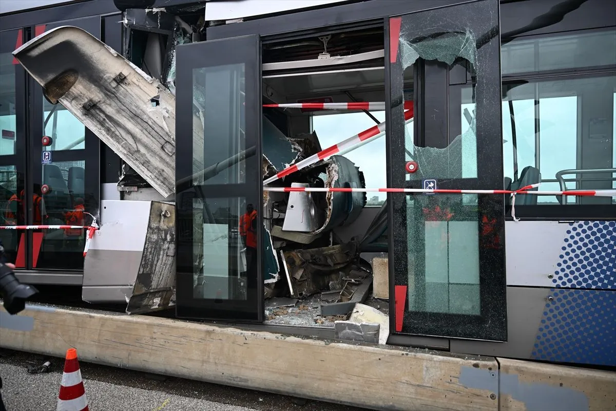Sudar tramvaja u Rotterdamu