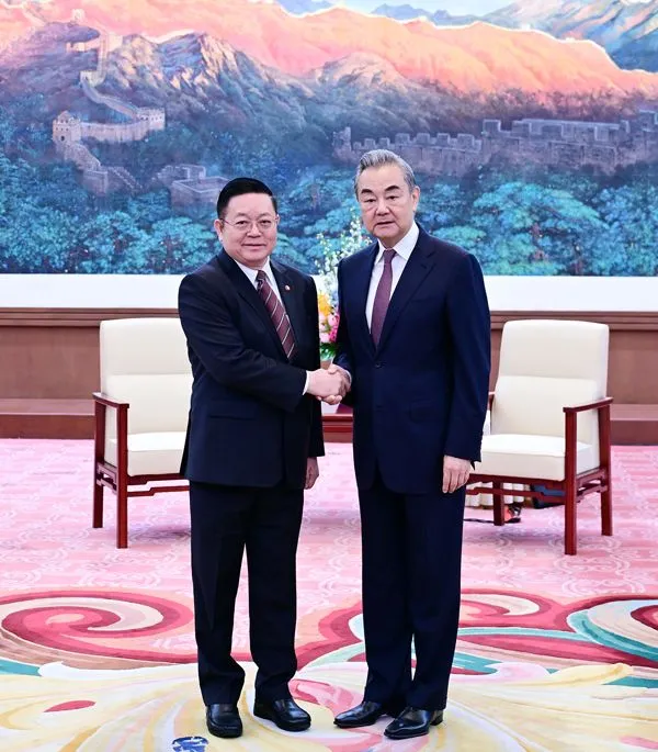 Vang Ji razgovarao sa generalnim sekretarom ASEAN-a o jačanju saradnje