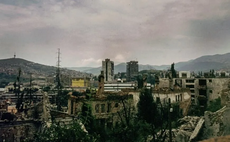 Ulice pune straha - Na današnji dan na Sarajevo je ispaljeno rekordnih 3.777 granata