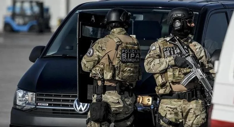 Akcije Ford i Vega "ulovile" krijumčare migranata, SIPA uhapsila šest osoba