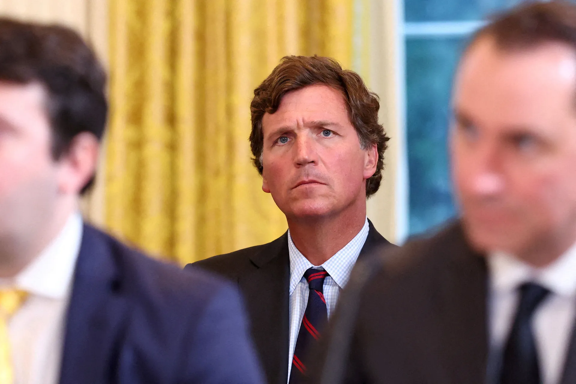 Carlson se javno izvinio publici zbog podrške Trumpu: "Radi u interesu Izraela i donatora"