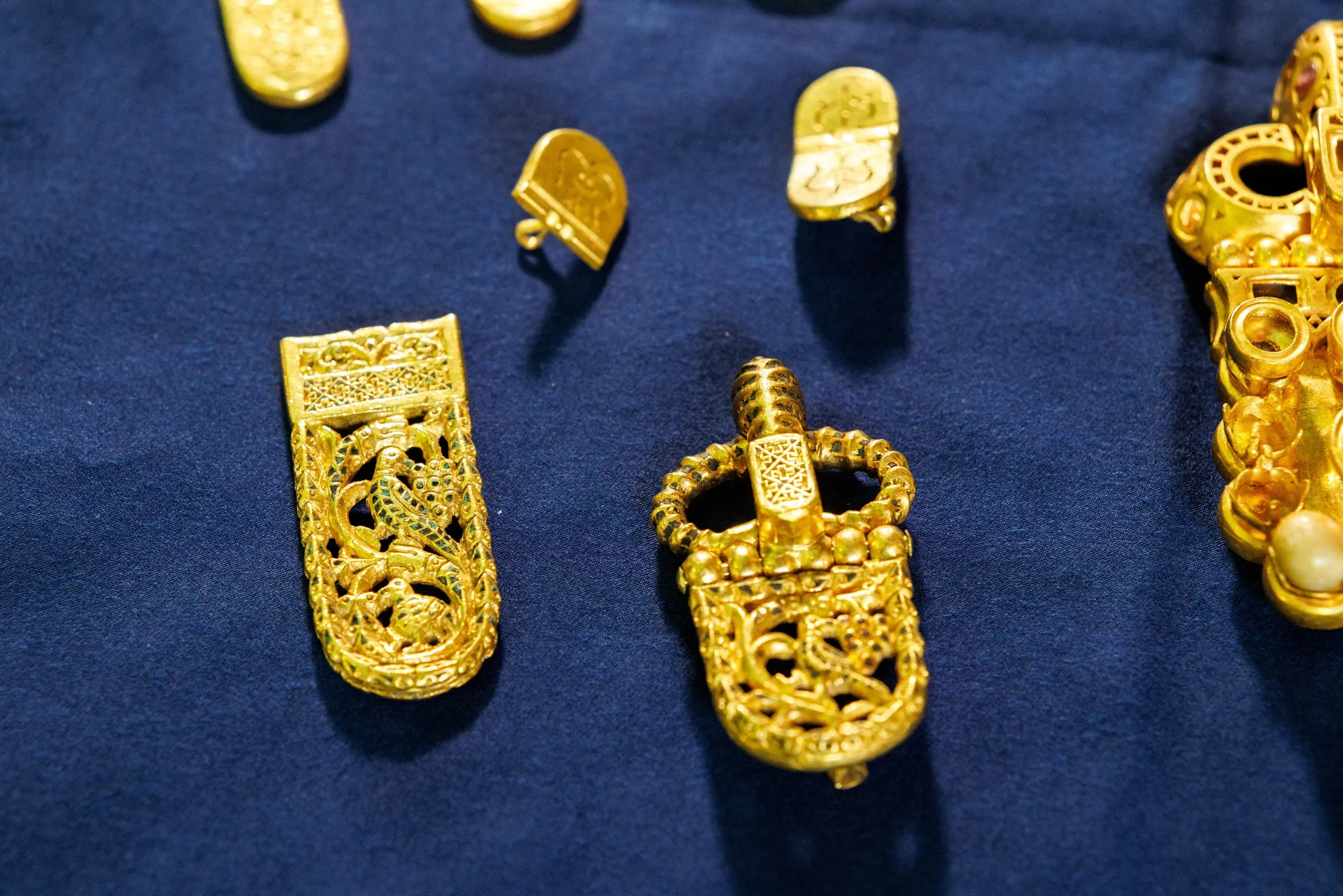 A gold buckle and belt tab showing a bird eating grapes from a cornucopia, found in a Byzantine shipwreck near Polace on the island of Mljet, Croatia, July 21, 2026. REUTERS/Antonio Bronic