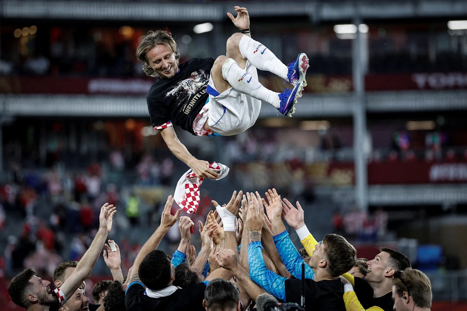 Milan zvanično produžio ugovor s Lukom Modrićem do ljeta 2027. godine