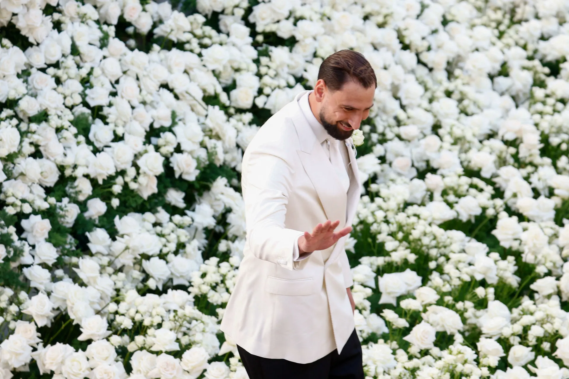 Manchester City goalkeeper Gianluigi Donnarumma arrives for his wedding to Alessia Elefante at the Chiesa Madre di San Giorgio Martire in Locorotondo, Italy, July 24, 2026. REUTERS/Alessandro Garofalo