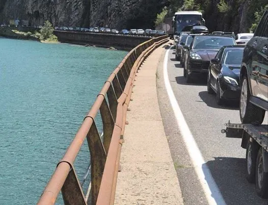 Kolaps na putu Mostar-Jablanica, vozači satima "zaglavljeni" u kolonama