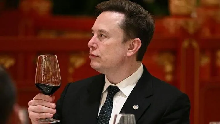 'Uživajte u vožnji': Ilon Mask odgovara na strahove o veštačkoj inteligenciji