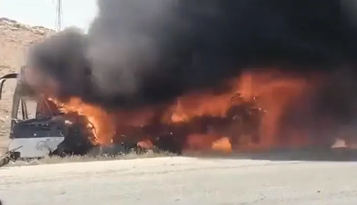 Strašna nesreća u Siriji, u sudaru dva autobusa poginulo 35 ljudi
