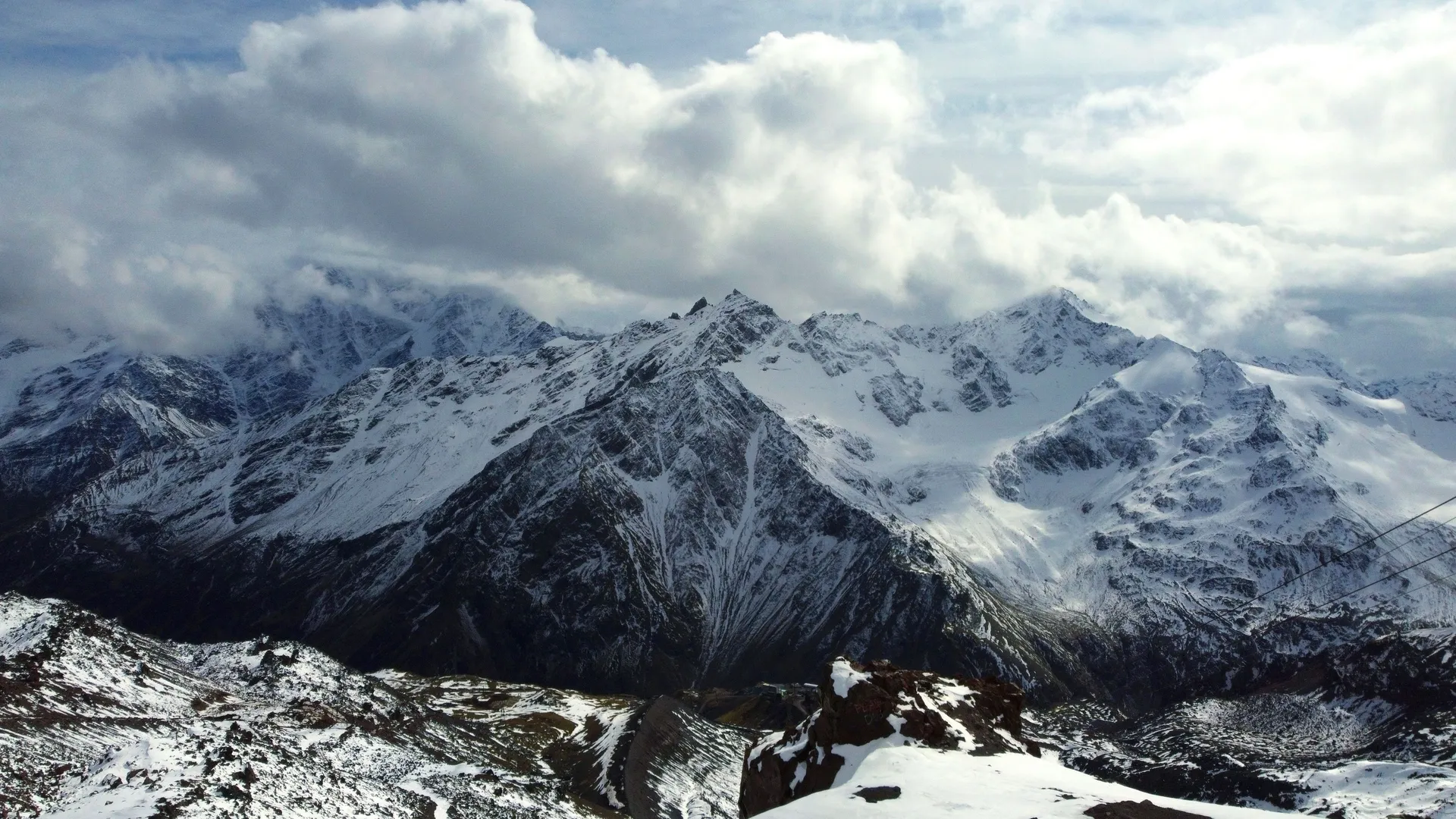 Sutra odluka o danu žalosti u FBiH povodom pogibije pet planinara iz BiH na Elbrusu