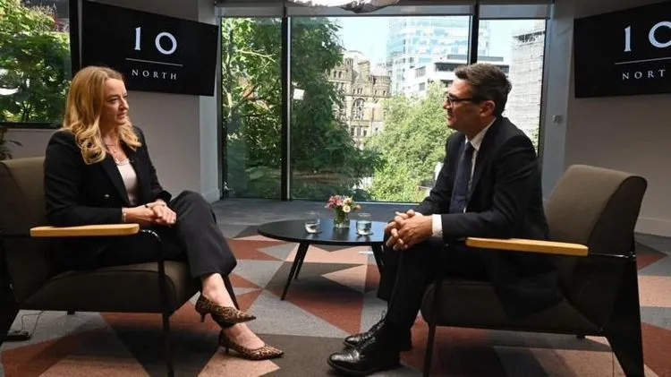Barnam kaže da je spreman da kritikuje Trampa ako je 'dobro za Britaniju'