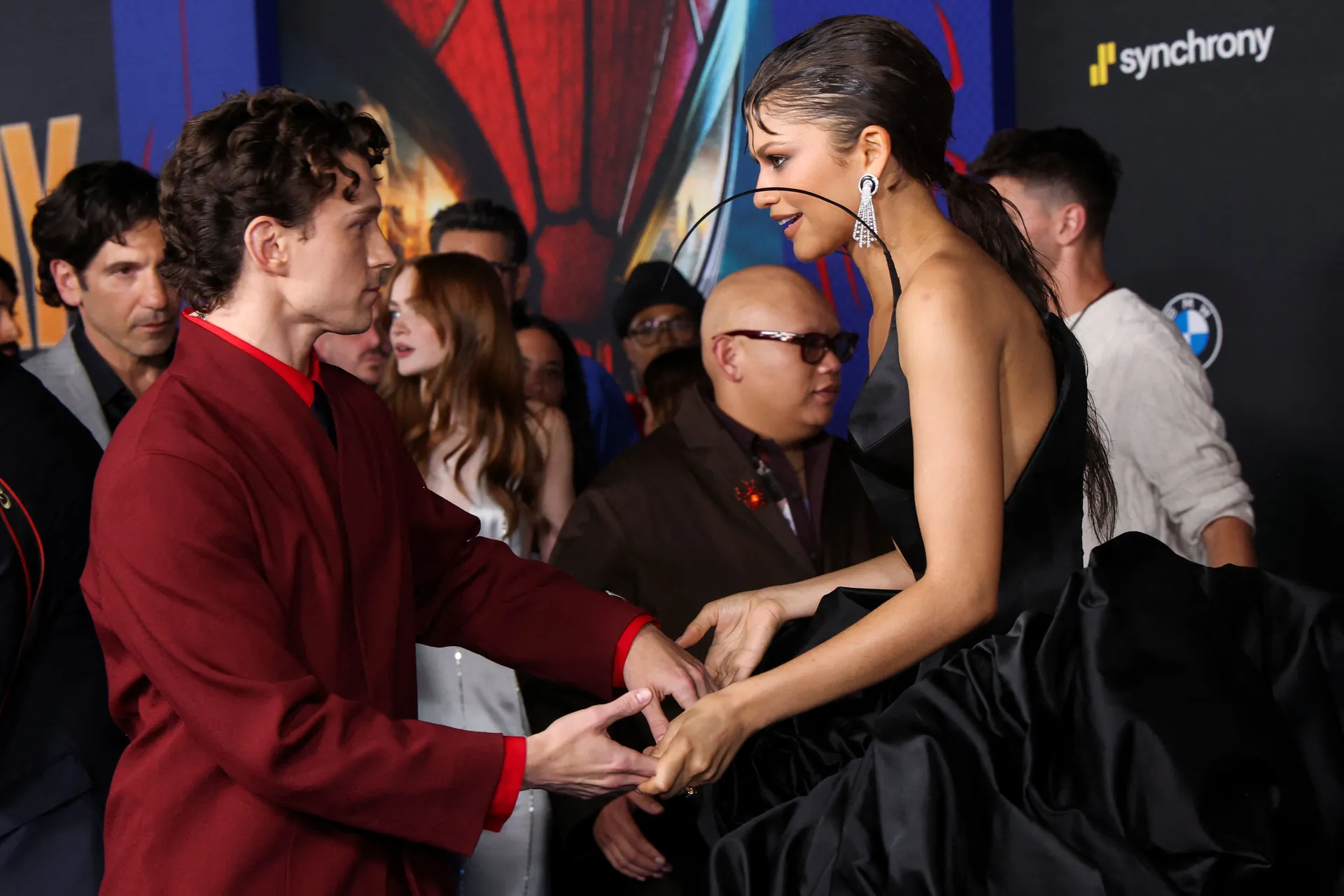 Zendaya ponovo oduševila na crvenom tepihu, izgledala je poput prave filmske dive - slika 2
