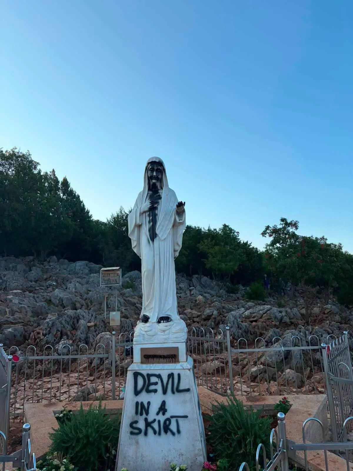 Nakon napada na svetište iz Međugorja poslali snažnu poruku vjernicima