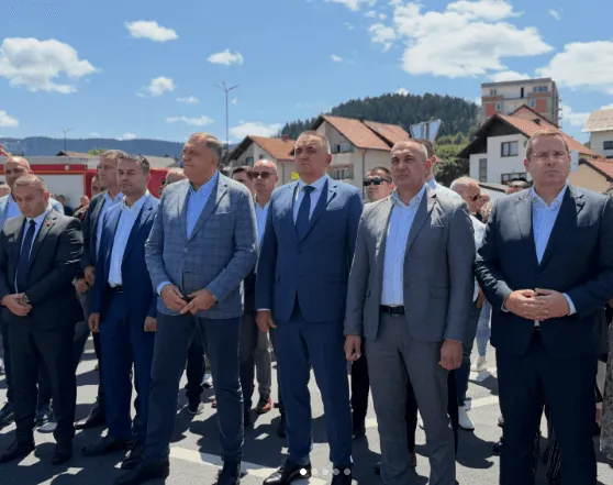 Dodik i Minić doputovali na Pale da uveličaju otvaranje kružnog toka