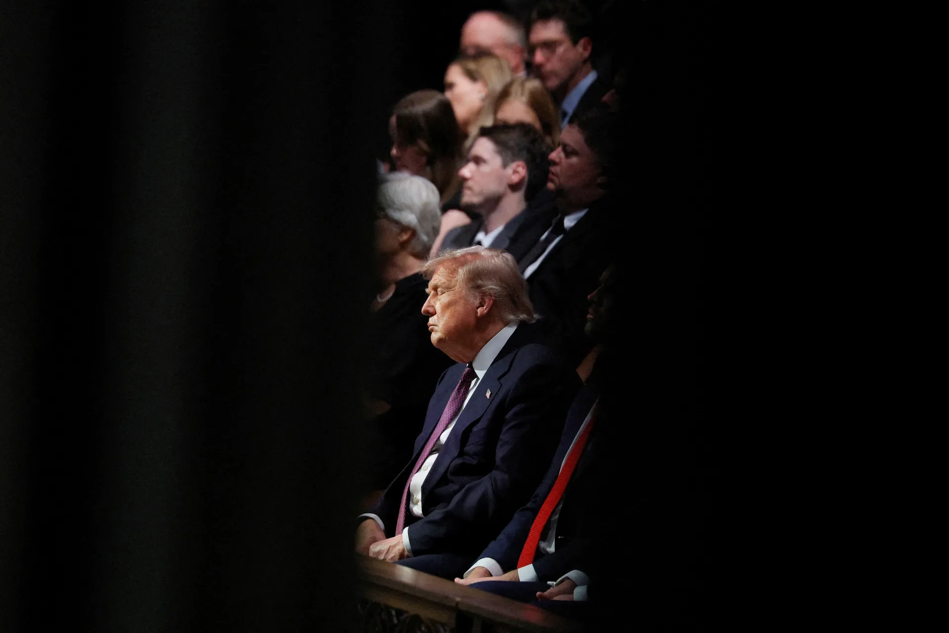 Čini se da je Trump ponovo zadrijamao pred kamerama, Bijela kuća izvrijeđala kritičare