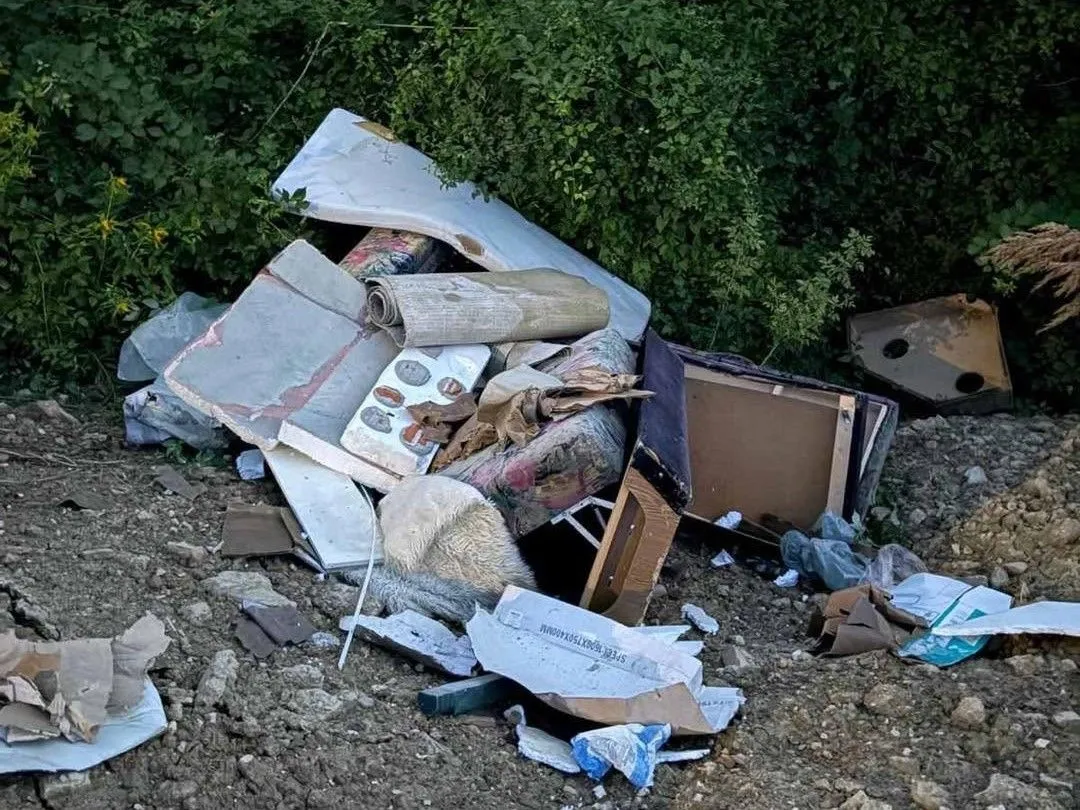 Od augusta povoljniji vanredni odvoz kabastog otpada u Sarajevu, poznata nova cijena