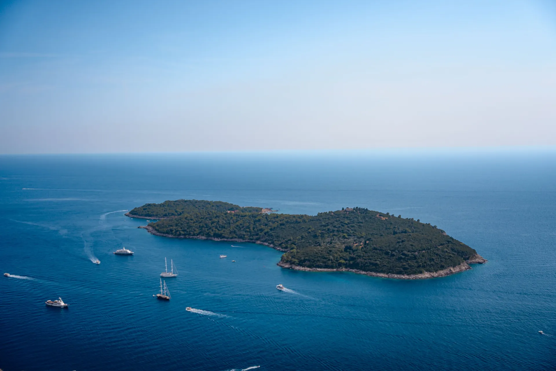 Tri evropska otoka, skrivene oaze mira i i privatnosti za ovu sezonu
