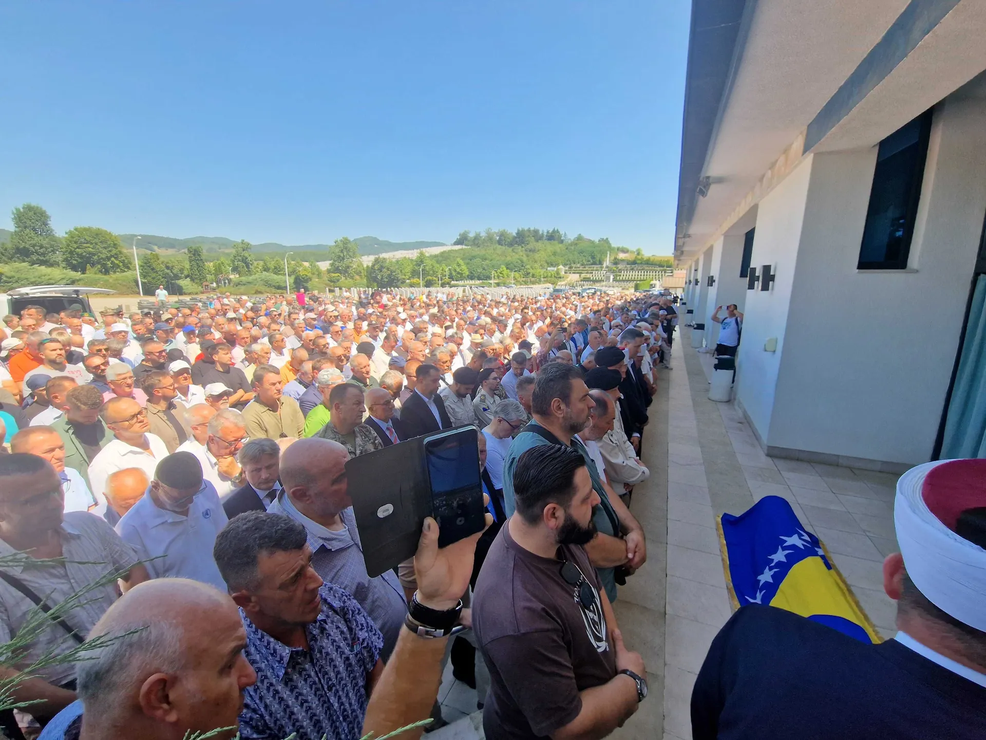 Sa dženaze i ukopa generala Ramiza Drekovića