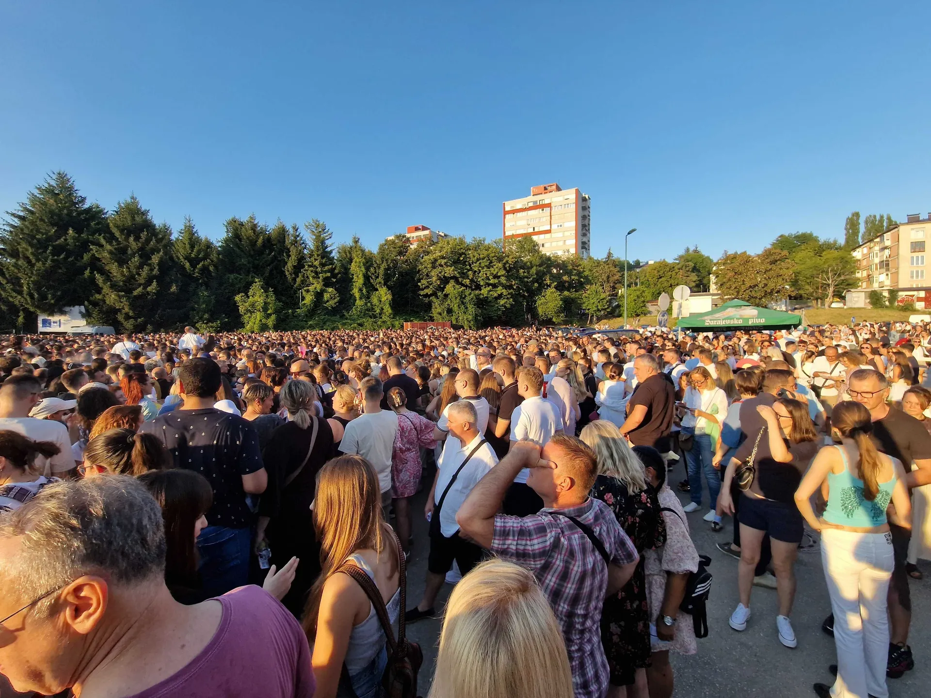 Koševo se puni pred spektakl bh. čarobnjaka, Sarajevo centar regionalne muzičke scene