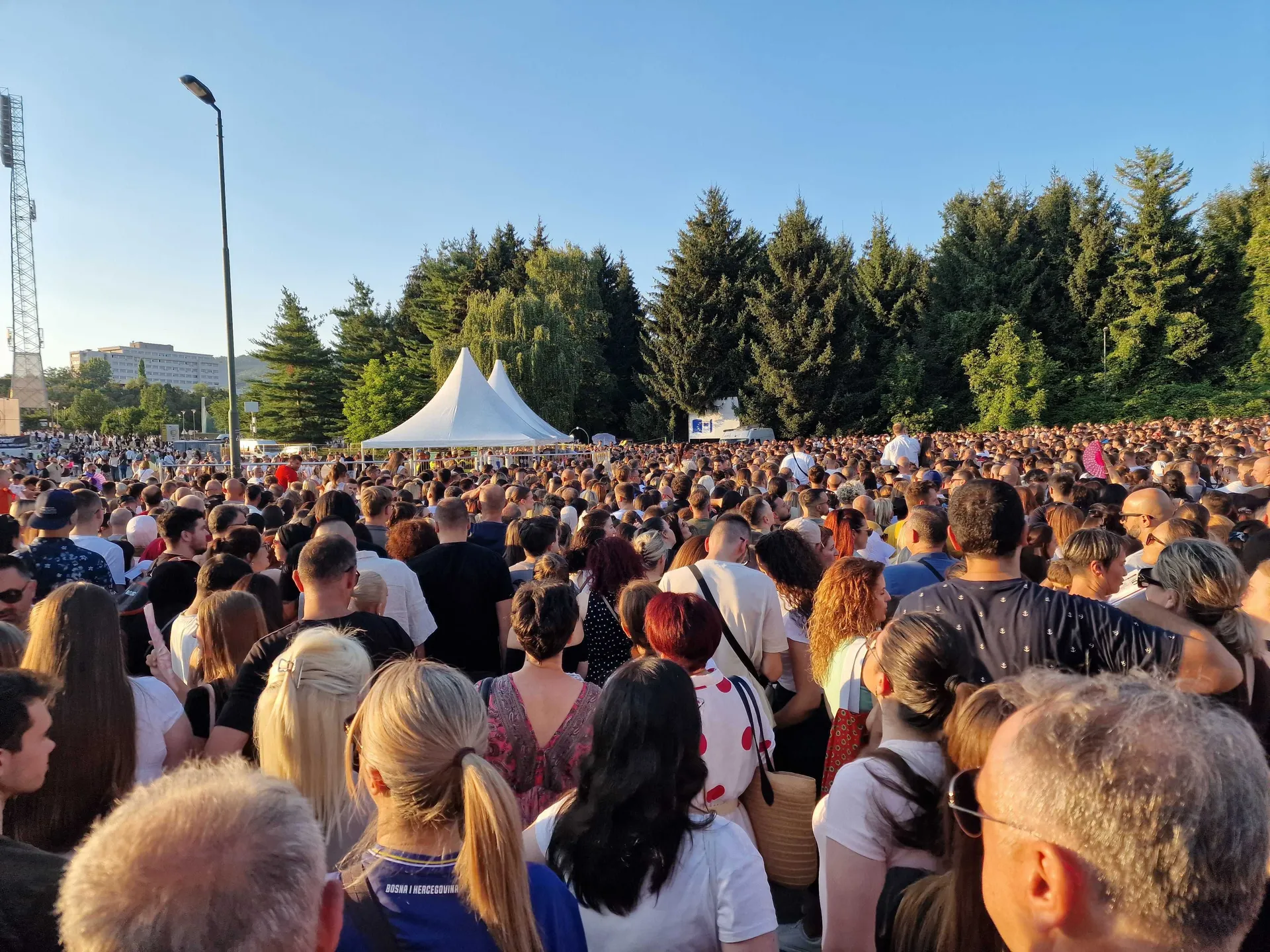 Velika gužva ispred Koševa