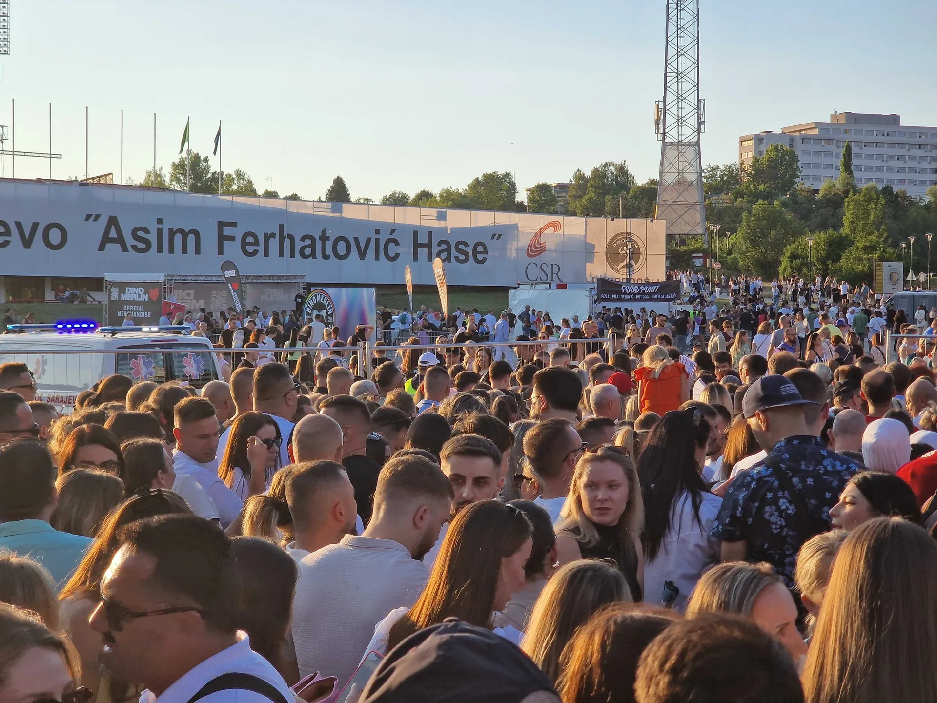 Velika gužva ispred Koševa