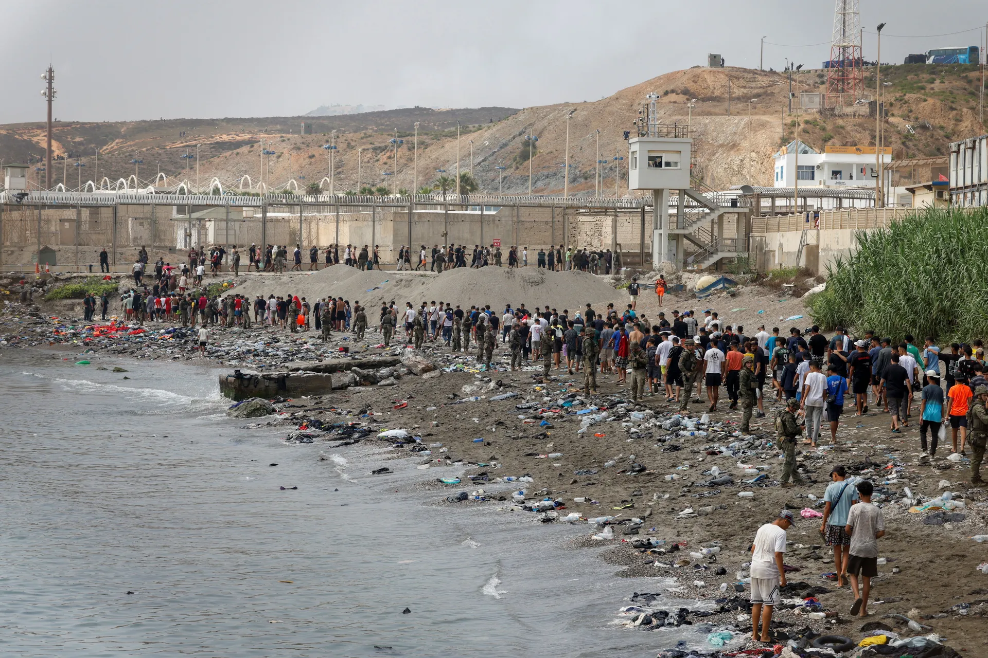 Sukob Italije i Španije eskalira nakon novog vala ilegalnih migranata