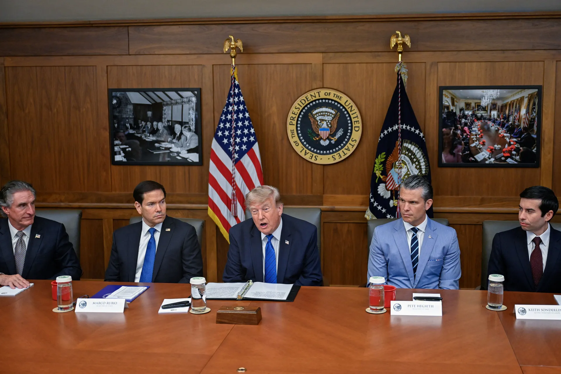 Trump: Nastavićemo vrlo snažno napadati Iran, SAD želi pobijediti u ratu