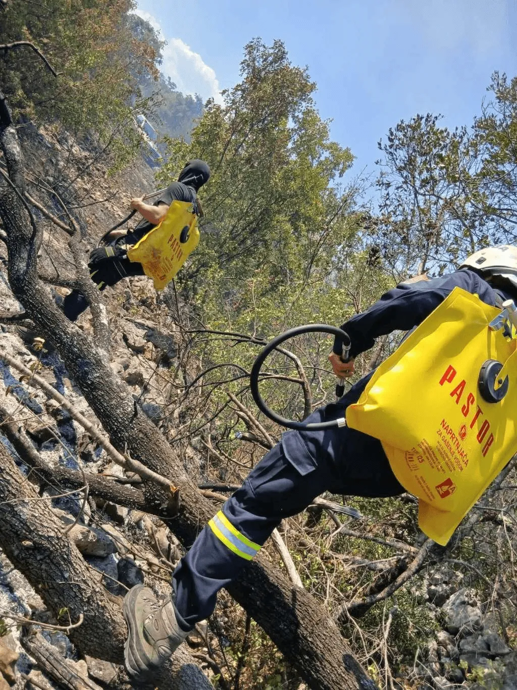 Požar iz Širokog Brijega proširio se na područje Čitluka, dva Air Tractora imala 22 naleta