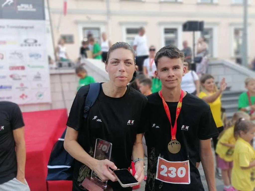 Pobjednik Duvanjske desetke u utrci na 10 km je Ivan Dračar