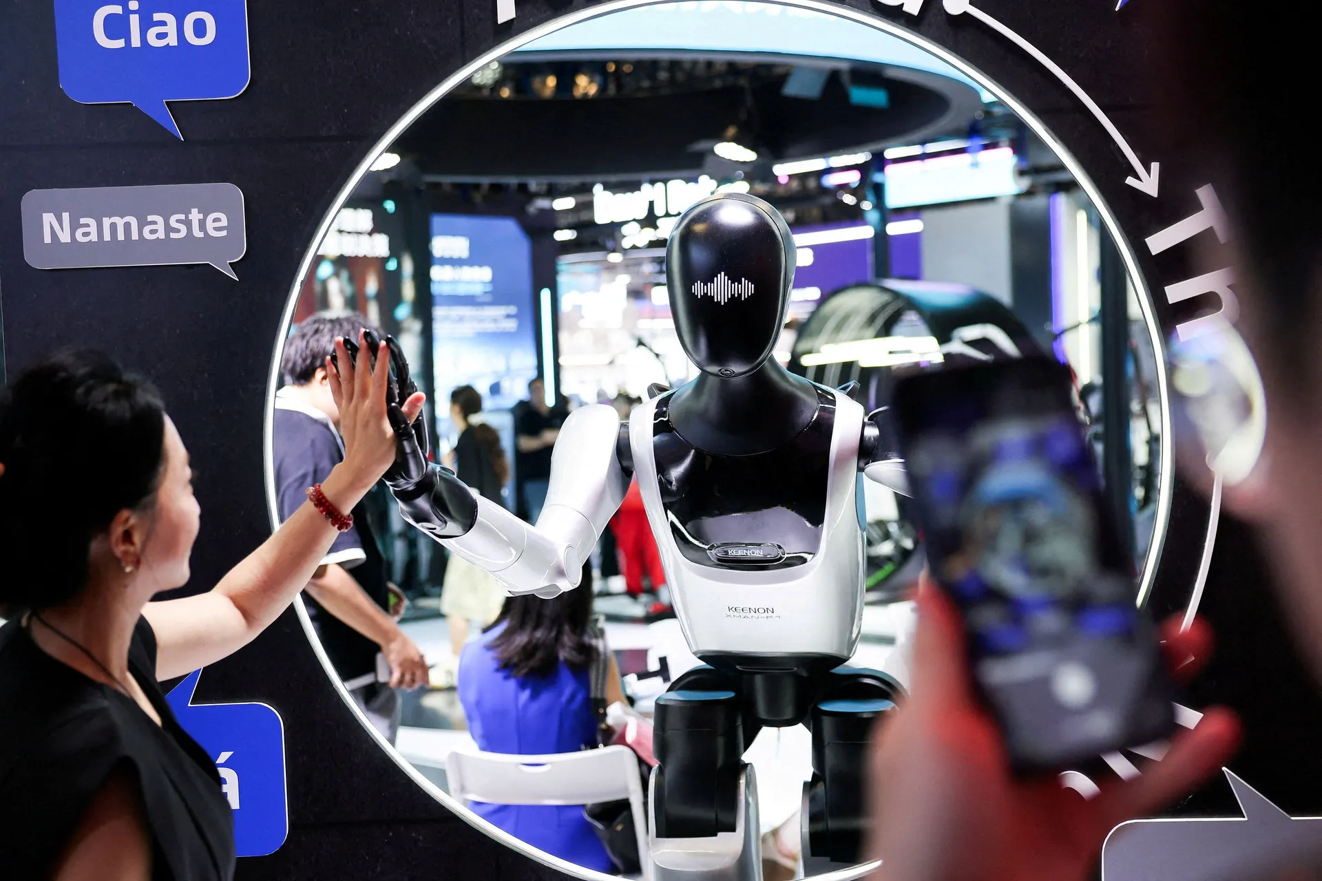 Kina na ekstremne vrućine odgovorila vojskom robota, rade umjesto ljudi