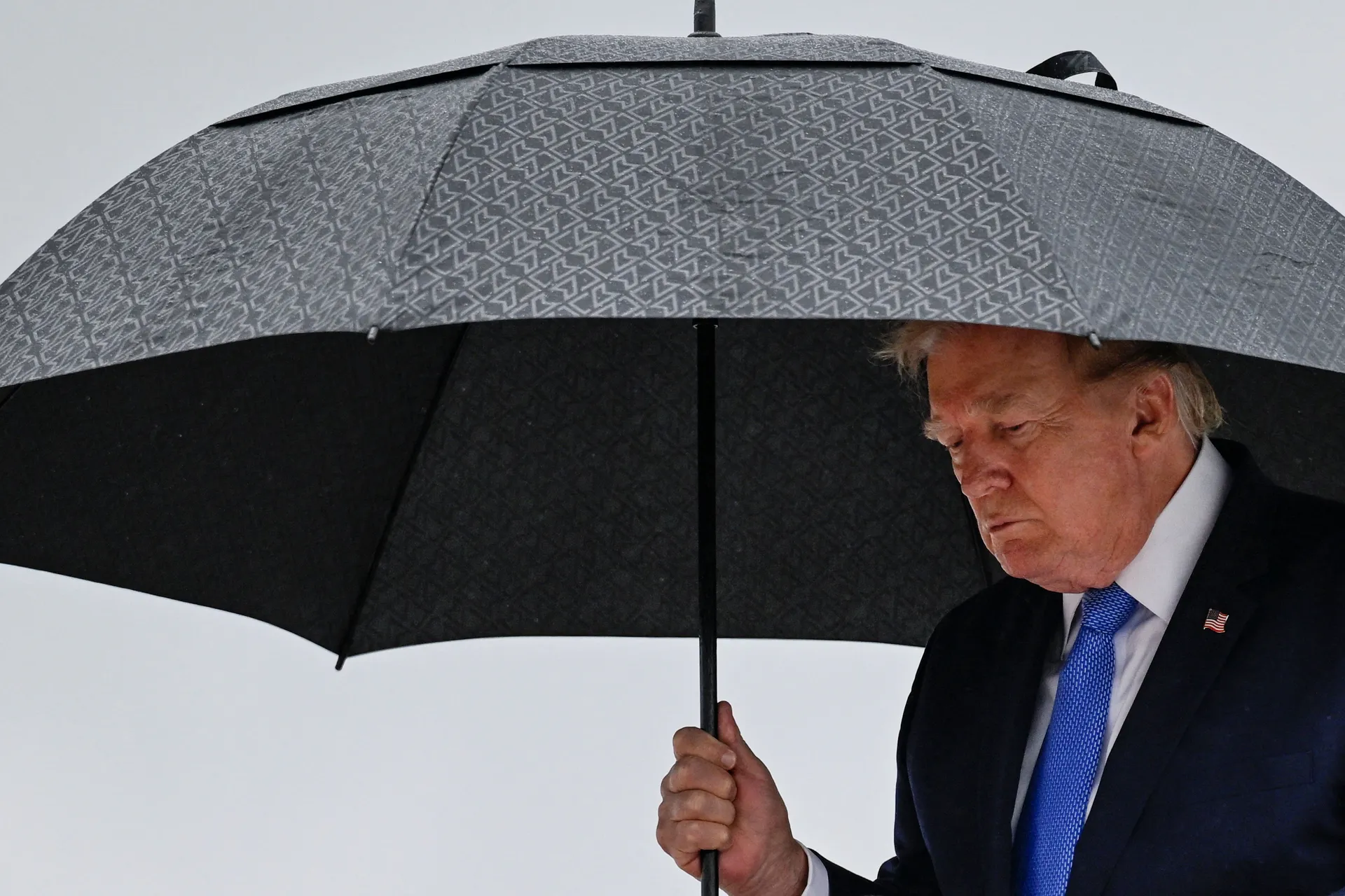 Izlaz iz rata s Iranom se ne nazire, Trump se suočava s dvije teške opcije