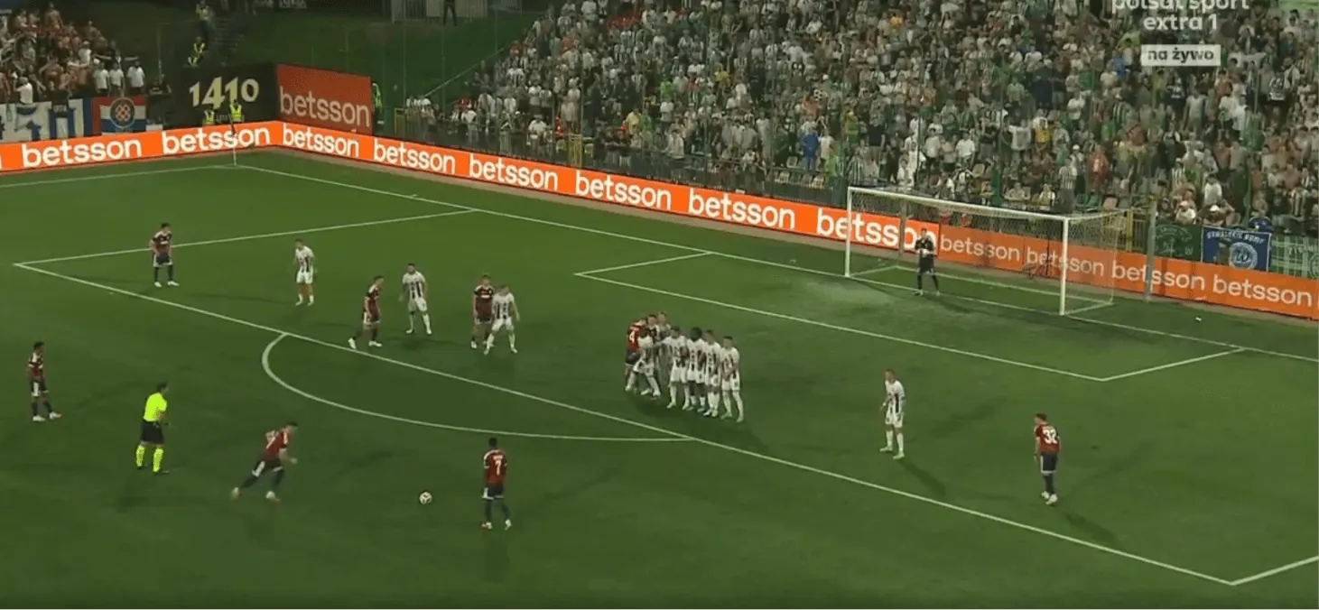 Hajduk primio bizaran gol, pa spektakularnim pogotkom vratio prednost