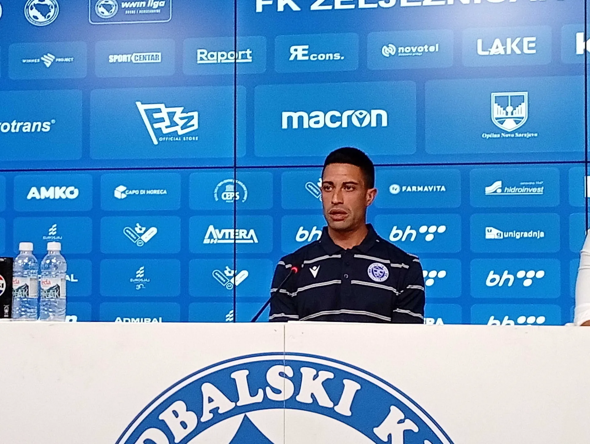 Muslera oduševljen navijačima, otkrio je kakvu igru preferira