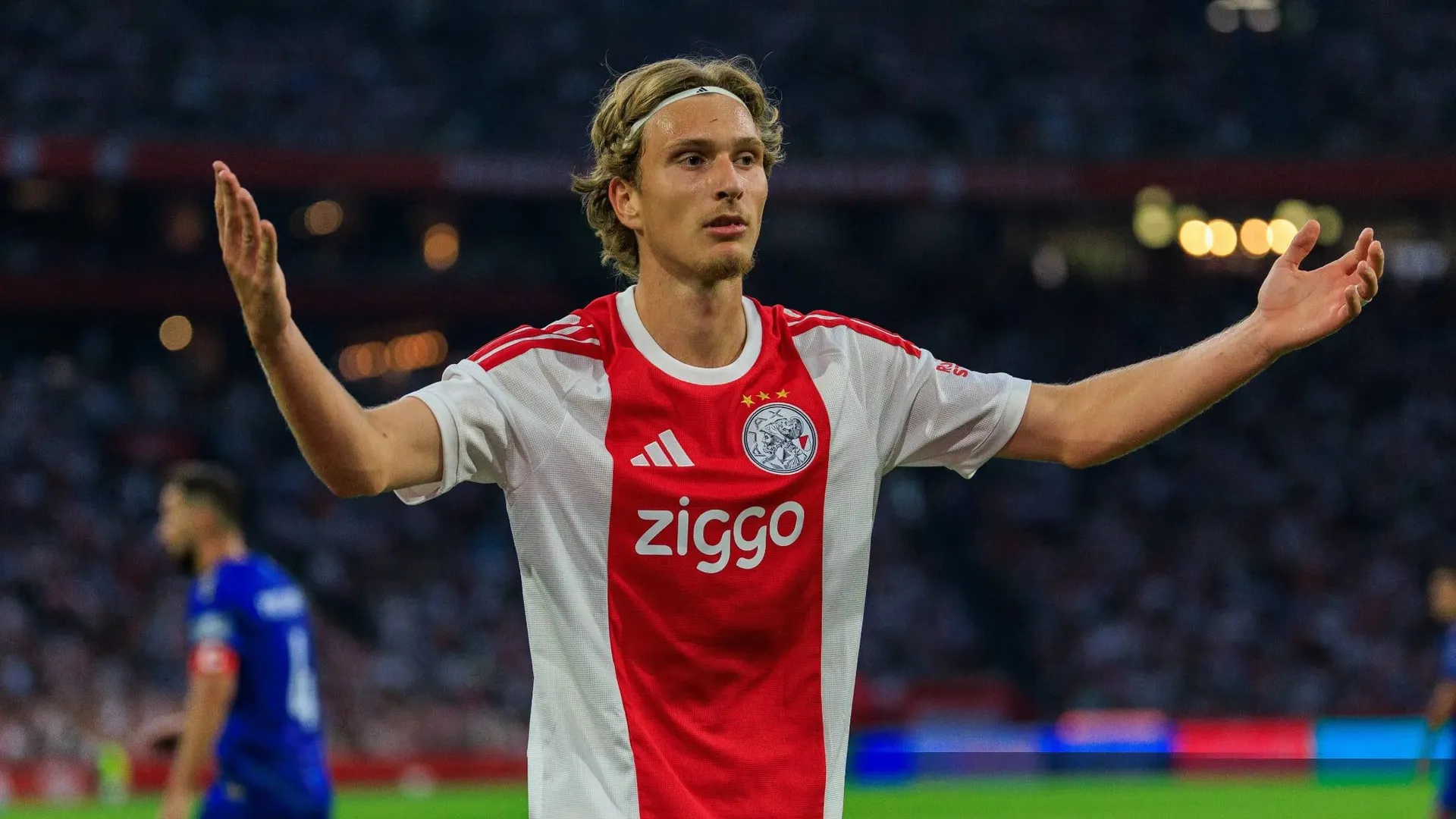 Supertalenat Ajaxa tri minute pred utakmicu odlučio da mu se ne igra
